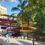 Golden Dolphin Hotel Resort maior em Caldas Novas GO