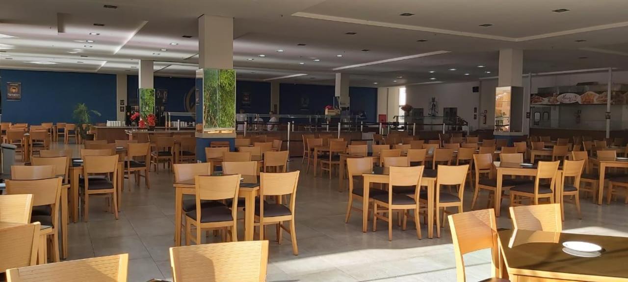 Golden Dolphin Maior Em Go Apartamento *