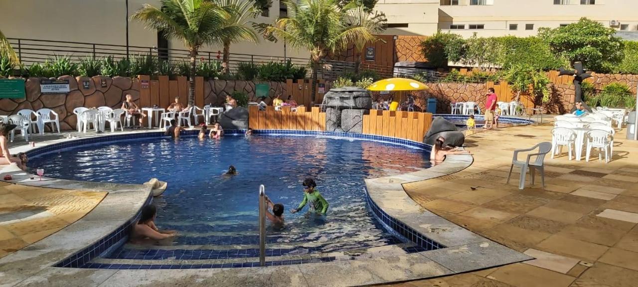 Apartamento Golden Dolphin Maior Em Go Caldas Novas